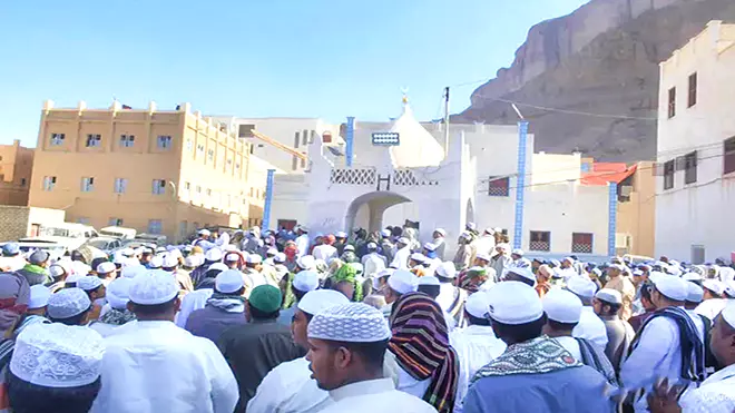 ​الزيارة السنوية لقبر النبي هود "محجّ" اليمنيين في شعبان